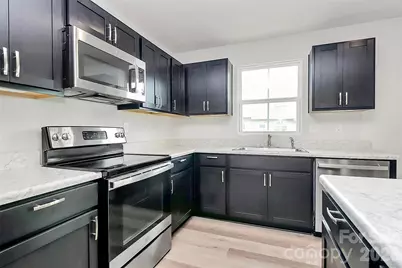 6320 Cutwater Circle, Charlotte, NC 28269 - Photo 13