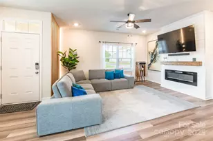 705 Sagecroft Ln, Indian Trail, NC 28079 - Photo 5