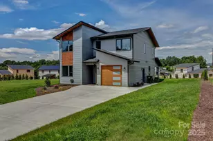 79 Scott Mdws Dr, Asheville, NC 28806 - Photo 5