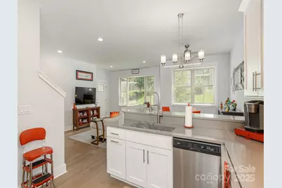 37 Thornes Lane, Asheville, NC 28805 - Photo 15