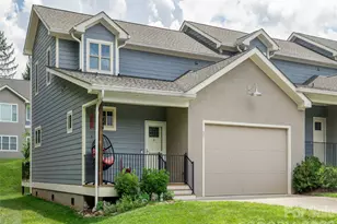 37 Thornes Ln, Asheville, NC 28805 - Photo 3