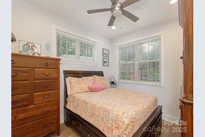 37 Thornes Lane, Asheville, NC 28805 - Photo 17