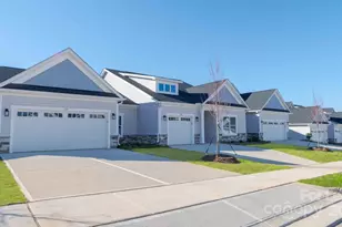 1302 Dallas Cherryville Hwy, Dallas, NC 28034 - Photo 1