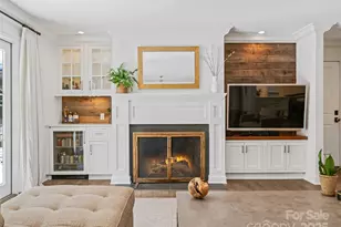 13 Robinhood Rd, Asheville, NC 28804 - Photo 11