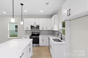 7813 Casa Loma Rd, Charlotte, NC 28269 - Photo 25