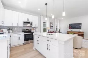 7813 Casa Loma Rd, Charlotte, NC 28269 - Photo 15