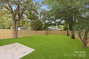 7813 Casa Loma Rd, Charlotte, NC 28269 - Photo 5