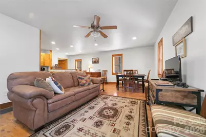 370 Moons Rest Lane, Brevard, NC 28712 - Photo 7