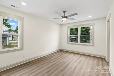 439 W Norment Avenue, Gastonia, NC 28052 - Photo 19