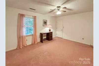 3245 15th Street NE, Hickory, NC 28601 - Photo 31