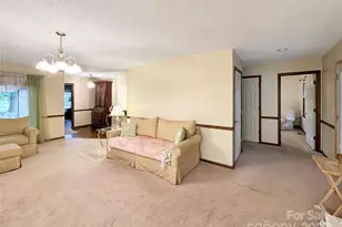 3245 15th St NE, Hickory, NC 28601 - Photo 7