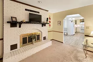 3245 15th St NE, Hickory, NC 28601 - Photo 5