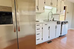 328 Melody Ln, Saluda, NC 28773 - Photo 15