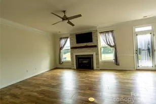 3070 Dindle Dr, Lancaster, SC 29720 - Photo 3