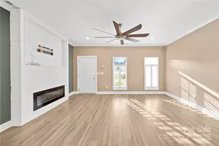 300 Hidden Creek Dr, Shelby, NC 28152 - Photo 3