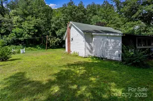 9521 Cruso Rd, Canton, NC 28716 - Photo 31