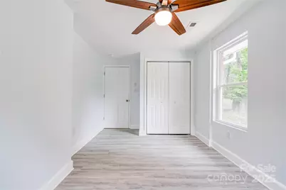 245 E College Avenue, Shelby, NC 28152 - Photo 17