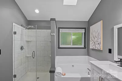 4123 Beauvista Drive, Charlotte, NC 28269 - Photo 7