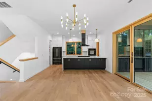 43 Waynesville Ave, Asheville, NC 28806 - Photo 3