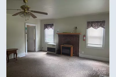 164 N Mitchell Avenue, Bakersville, NC 28705 - Photo 7