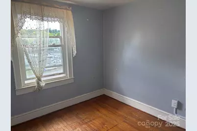 164 N Mitchell Avenue, Bakersville, NC 28705 - Photo 13