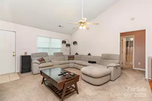 10106 Ashley Farm Dr, Matthews, NC 28105 - Photo 3