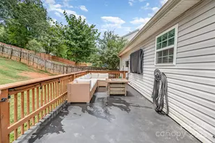 10106 Ashley Farm Dr, Matthews, NC 28105 - Photo 23