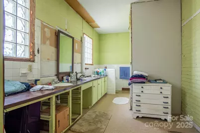 605 N Piedmont Avenue, Kings Mountain, NC 28086 - Photo 15