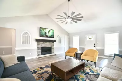 2914 Weatherfield Drive, Lincolnton, NC 28092 - Photo 9