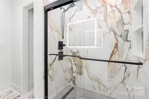 1420 Lakedell Dr, Charlotte, NC 28215 - Photo 33