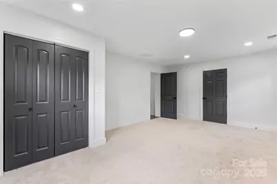 1420 Lakedell Drive, Charlotte, NC 28215 - Photo 37