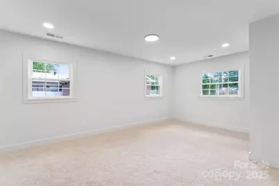1420 Lakedell Drive, Charlotte, NC 28215 - Photo 35