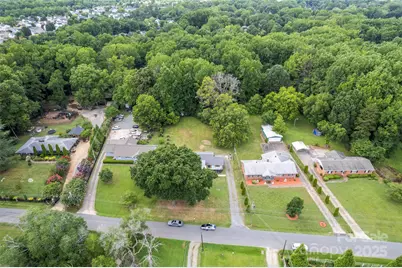 1420 Lakedell Drive, Charlotte, NC 28215 - Photo 45