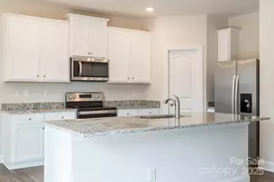 104 Sandypark Ct, Troutman, NC 28166 - Photo 9