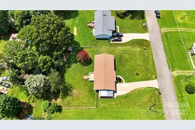 952 30th Street NE, Conover, NC 28613 - Photo 35