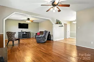 952 30th St NE, Conover, NC 28613 - Photo 7