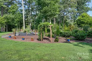 507 Fenwick Ct, Hendersonville, NC 28739 - Photo 37