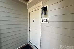 18801 Nautical Dr, Cornelius, NC 28031 - Photo 3