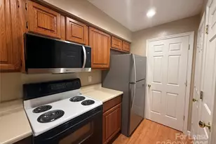 18801 Nautical Dr, Cornelius, NC 28031 - Photo 9