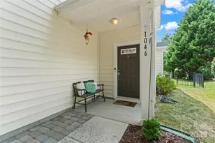 1046 Serel Dr, Matthews, NC 28104 - Photo 3