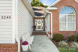 5244 Old Plantation Cir, Winston Salem, NC 27104 - Photo 5