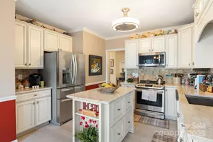 5244 Old Plantation Cir, Winston Salem, NC 27104 - Photo 11