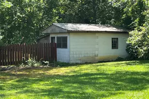 207 Leach St, Biscoe, NC 27209 - Photo 9