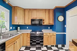 10841 Flat Iron Rd, Charlotte, NC 28226 - Photo 15