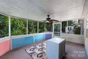 6625 Somersworth Dr, Charlotte, NC 28215 - Photo 11