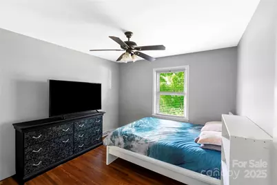 6625 Somersworth Drive, Charlotte, NC 28215 - Photo 7