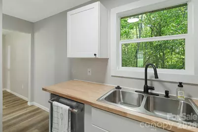 95 Grassy View Road, Candler, NC 28715 - Photo 11