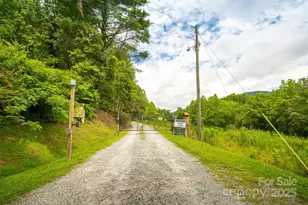 3443 Valley Dr, Lenoir, NC 28645 - Photo 27