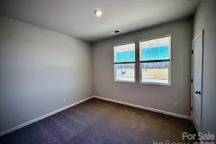 2642 Selbourne Dr, Gastonia, NC 28052 - Photo 5