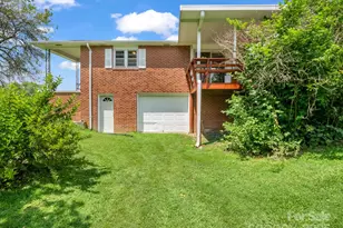 40 Country View Ln, Hendersonville, NC 28792 - Photo 33